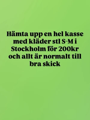 En hel kasse kläder/acessoarer - Stl s-m och accessoarer. Hämta upp i Stockholm då de är invecklat och skicka post. Märken som Ginatricot osv Allt är ändå bra skick. Måste rensa min garderob så måste göra mig av med mycket saker