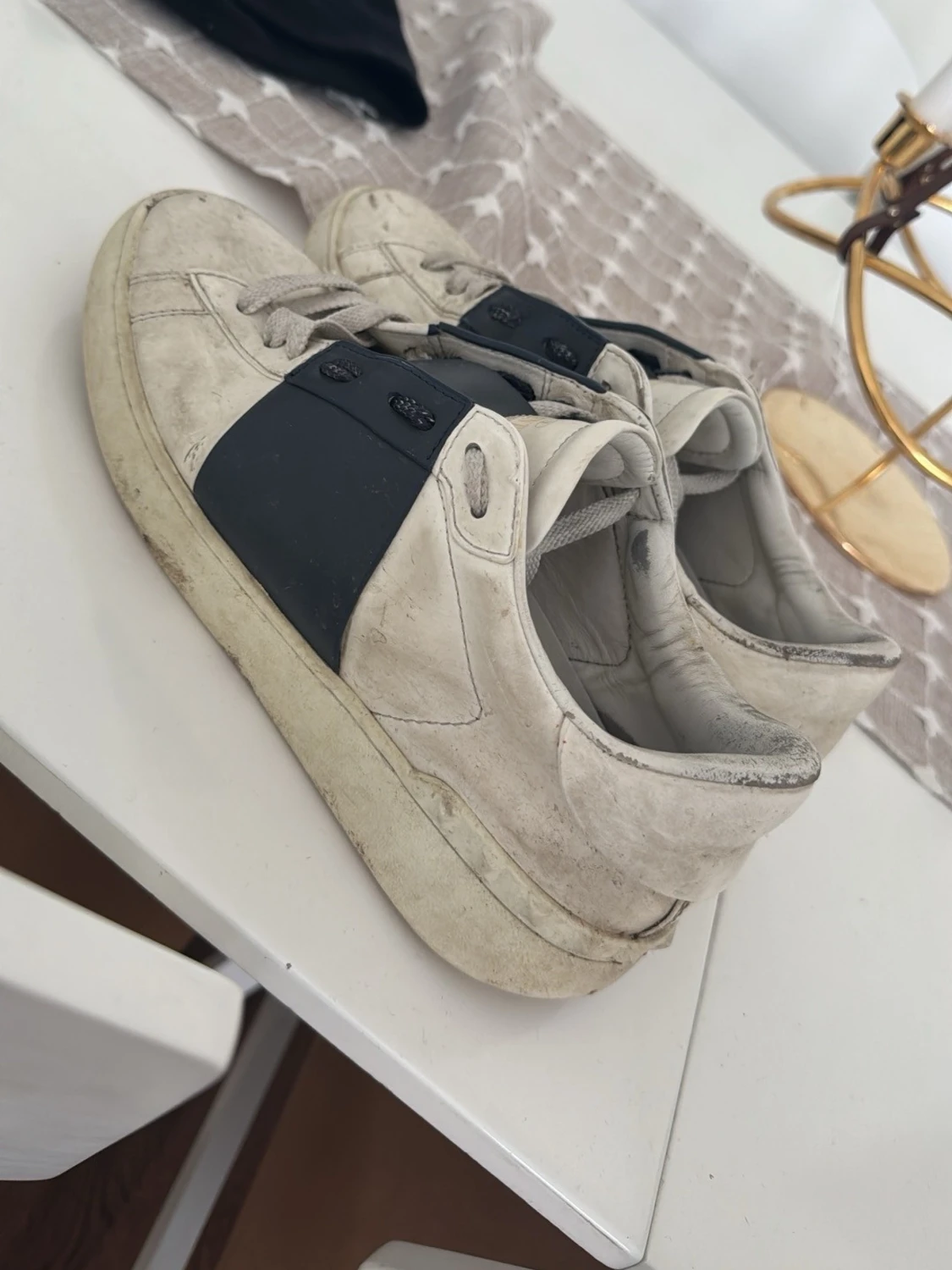 Open sneakers med mörkblå  detalj - 1