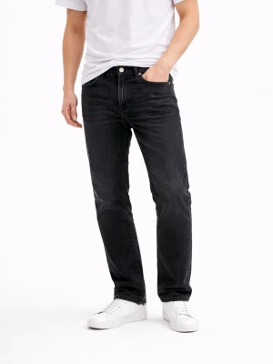 Acne Studios Jeans - Acne studios jeans för män. Bekväma och klassiska jeans som passar till alla tillfällen. Storlek Waist 27 / Lenght 32. Nyskick, inga skador/slitage. Hör av dig vid intresse/frågor. PRIS KAN DISKUTERAS!