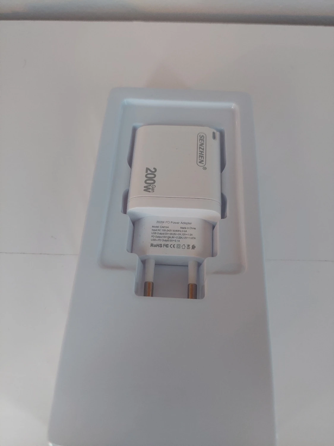 SENZHEN 200W USB-C & USB-A laddare - 2