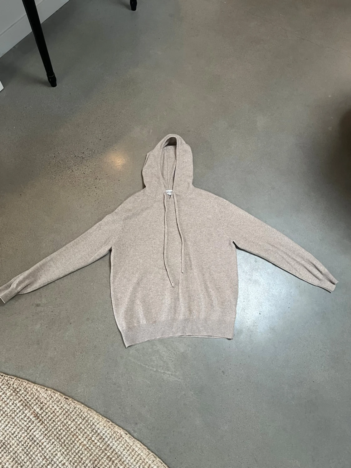 Beige hoodie i mjukt material