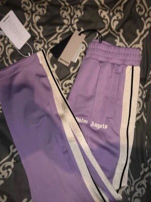 Palm Angels trackpants  - Helt nya Palm Angels Trackpants med alla taggar storlek L kvitto finns 