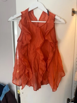 Superfin topp💕 - Orange volangtopp från Zara☺️