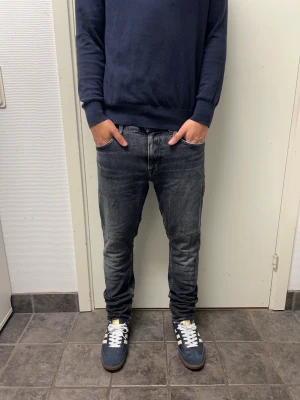 Tiger of Sweden jeans - Snygga jeans från Tiger of Sweden. Mycket bra skick. Modell: Pistolero. Modellen är 173cm, 64kg. Pris kan diskuteras!!