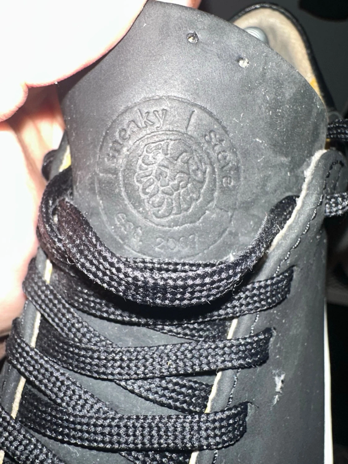 Svarta låga sneakers med vit sula - 3