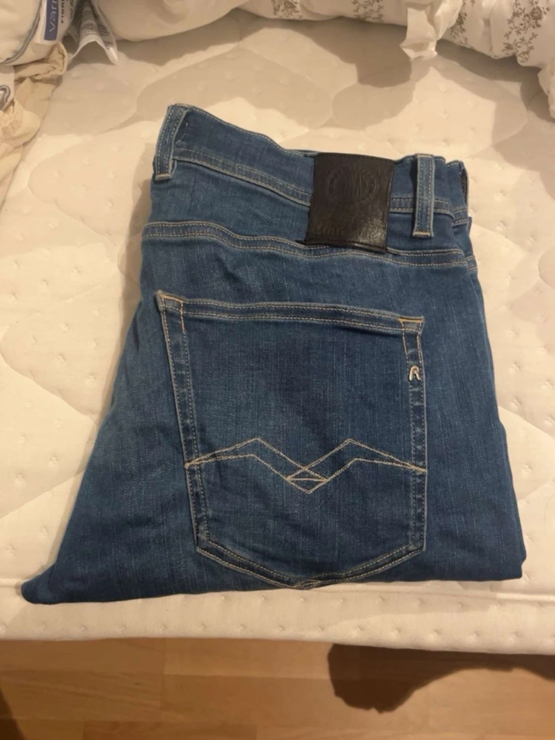 Blå jeans från Replay
