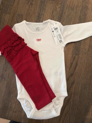 Bebis set från lindex  - Ny och med taggar kvar. Storlek 74