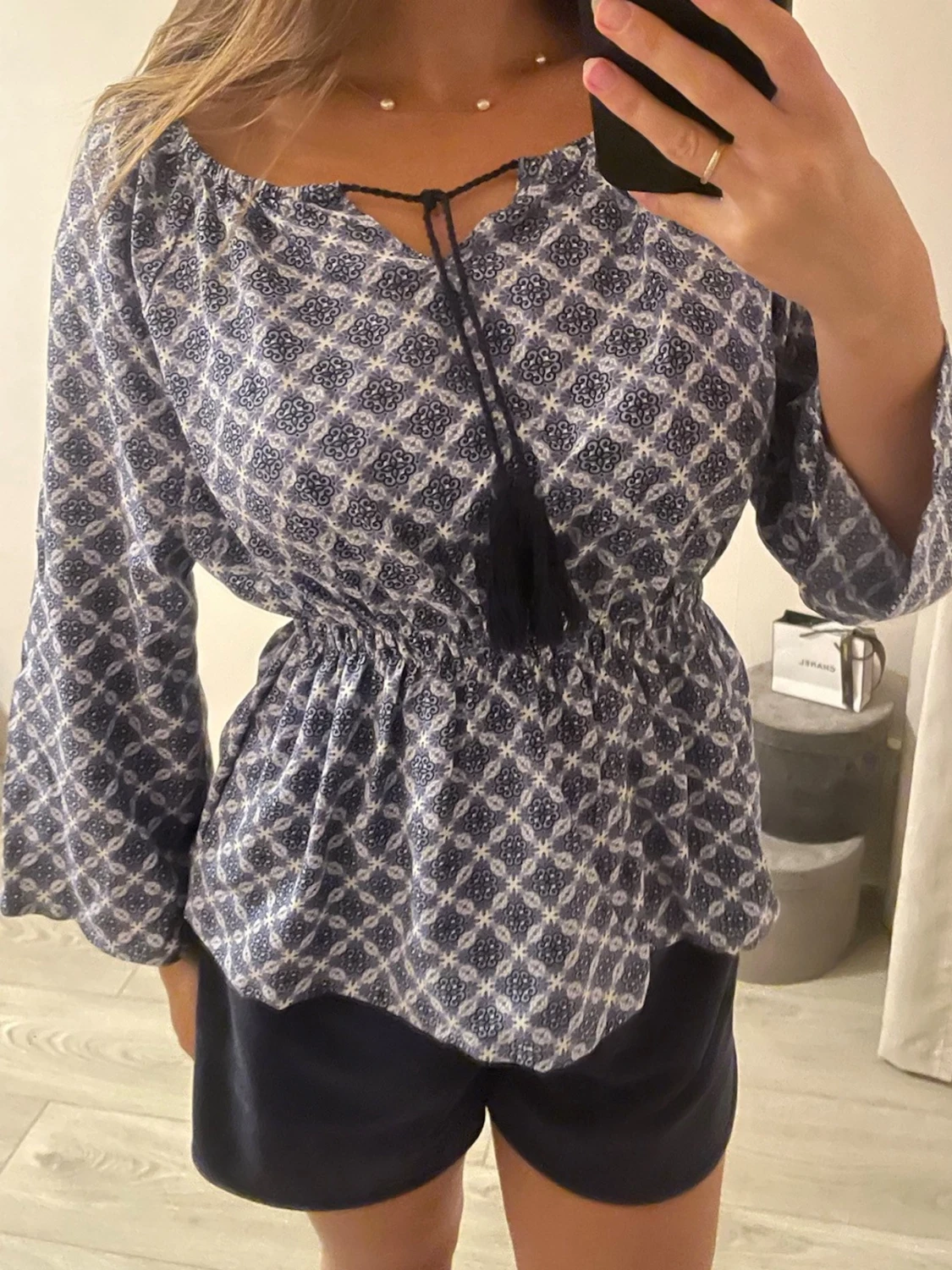 Blus  - 1
