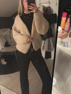 Lindex kofta - Beige Lindex kofta i strl xs/s 