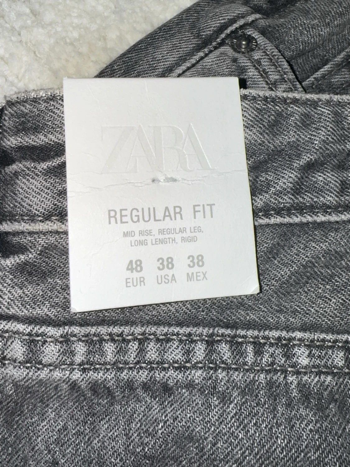 Grå raka jeans i vintage-stil - 3
