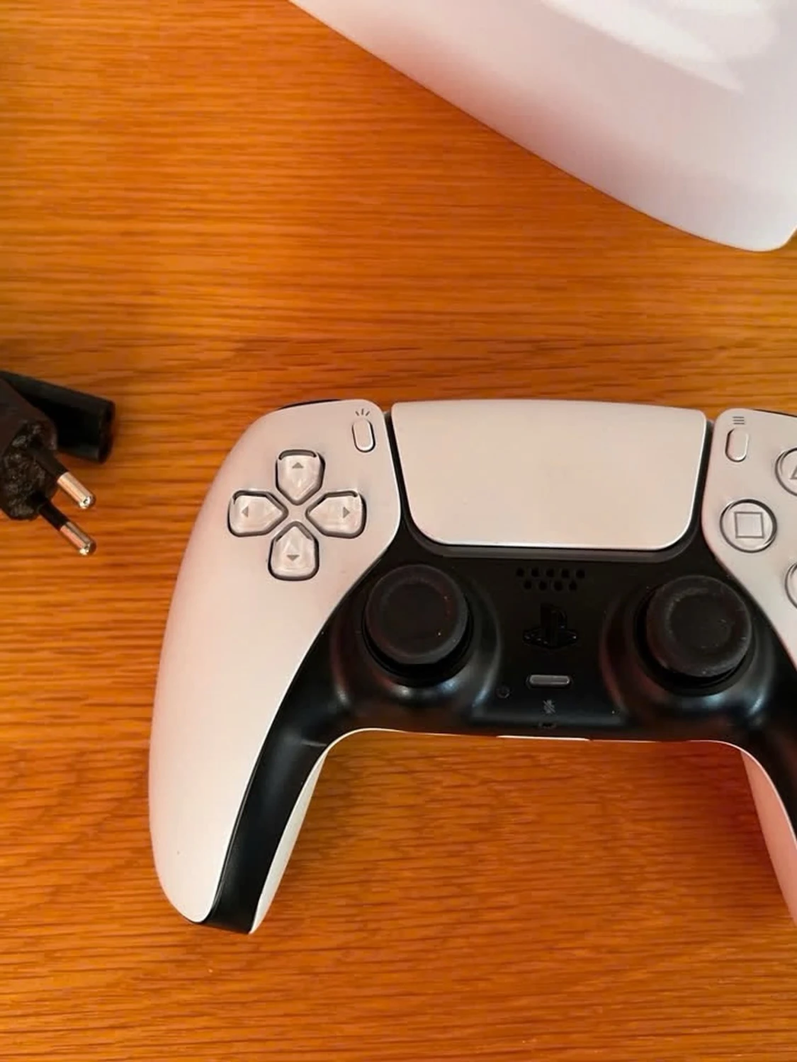 Ps5 med handkontroll - 2