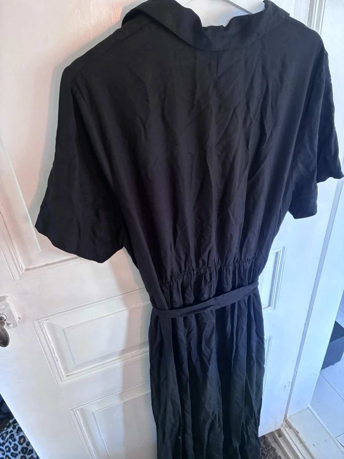 Svart skjortklänning från H&M - 4