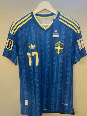 Sverige Tröja 2026 - #17 Gyökeres Size M