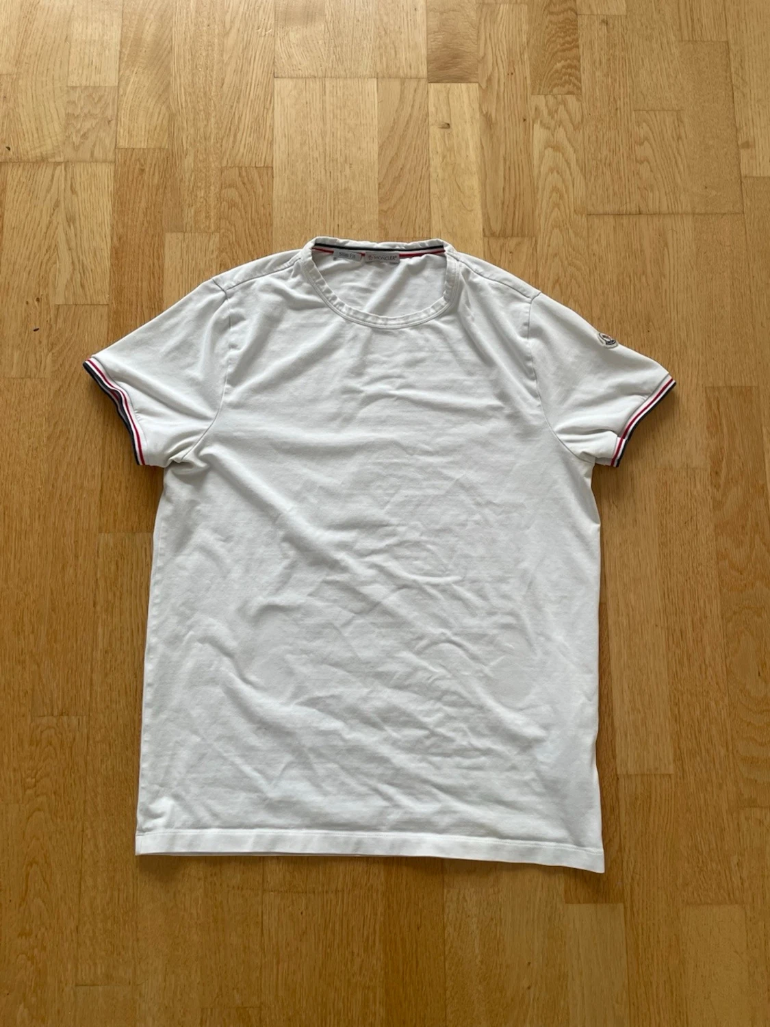 Moncler T-shirt