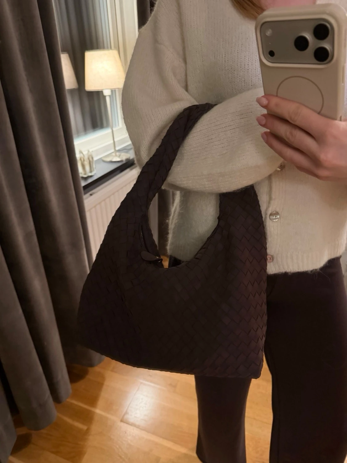 Brun flätad väska från Pitaya - 3