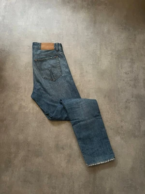 Tiger of Sweden Jeans - Säljer dessa jeans från Tiger of Sweden i modellen Nico. Storlek 28 x 32. Vid eventuella frågor eller funderingar, skriv!