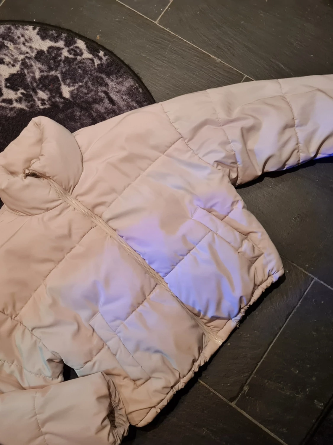 Beige pufferjacka från H&M Divided