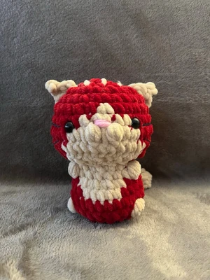 Virkad katt - Virkad katt med detaljer💞