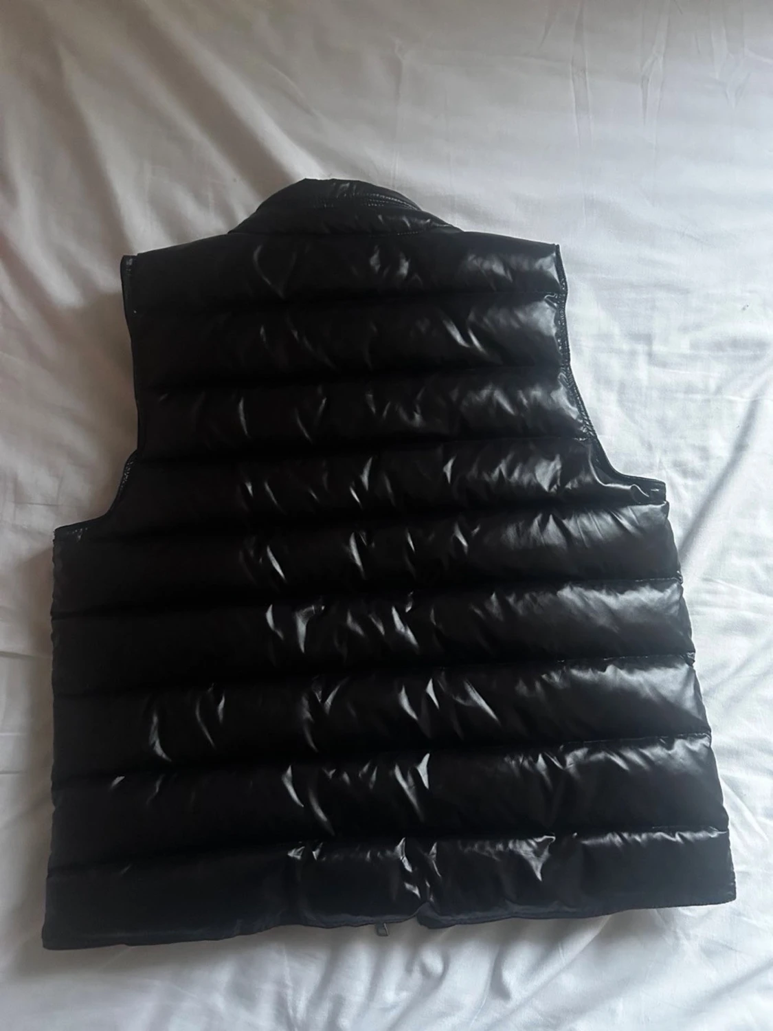 Svart dunväst från Moncler - 3