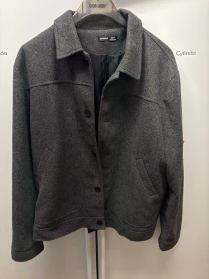 Manfinity Jacka - Manfinity Jacka från SHEIN. XXL men passar XL