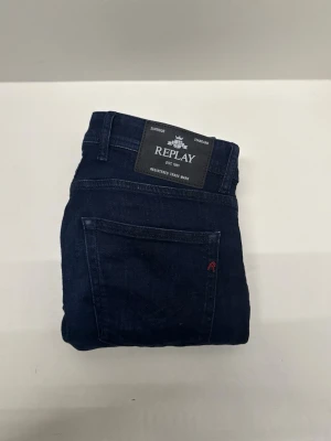 Replay jeans - Säljer nu dessa snygga Replay jeans i mycket bra skick. Skriv vid frågor eller pris.