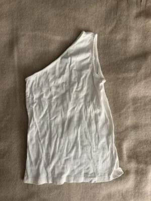 Topp - Linne med en ärm