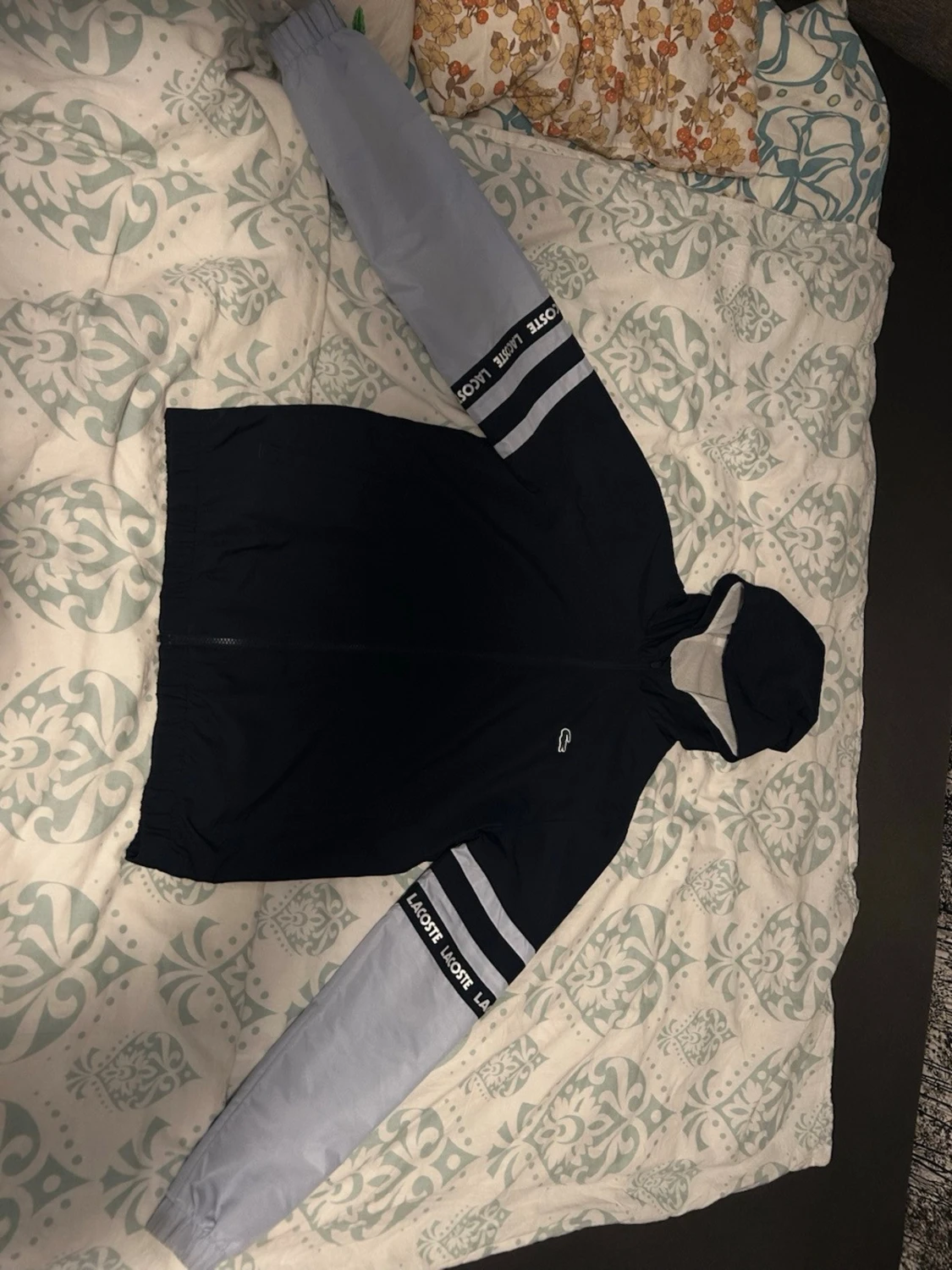 Svart och ljusgrå/Blandning av lite blått Kofta/Hoodie från Lacoste