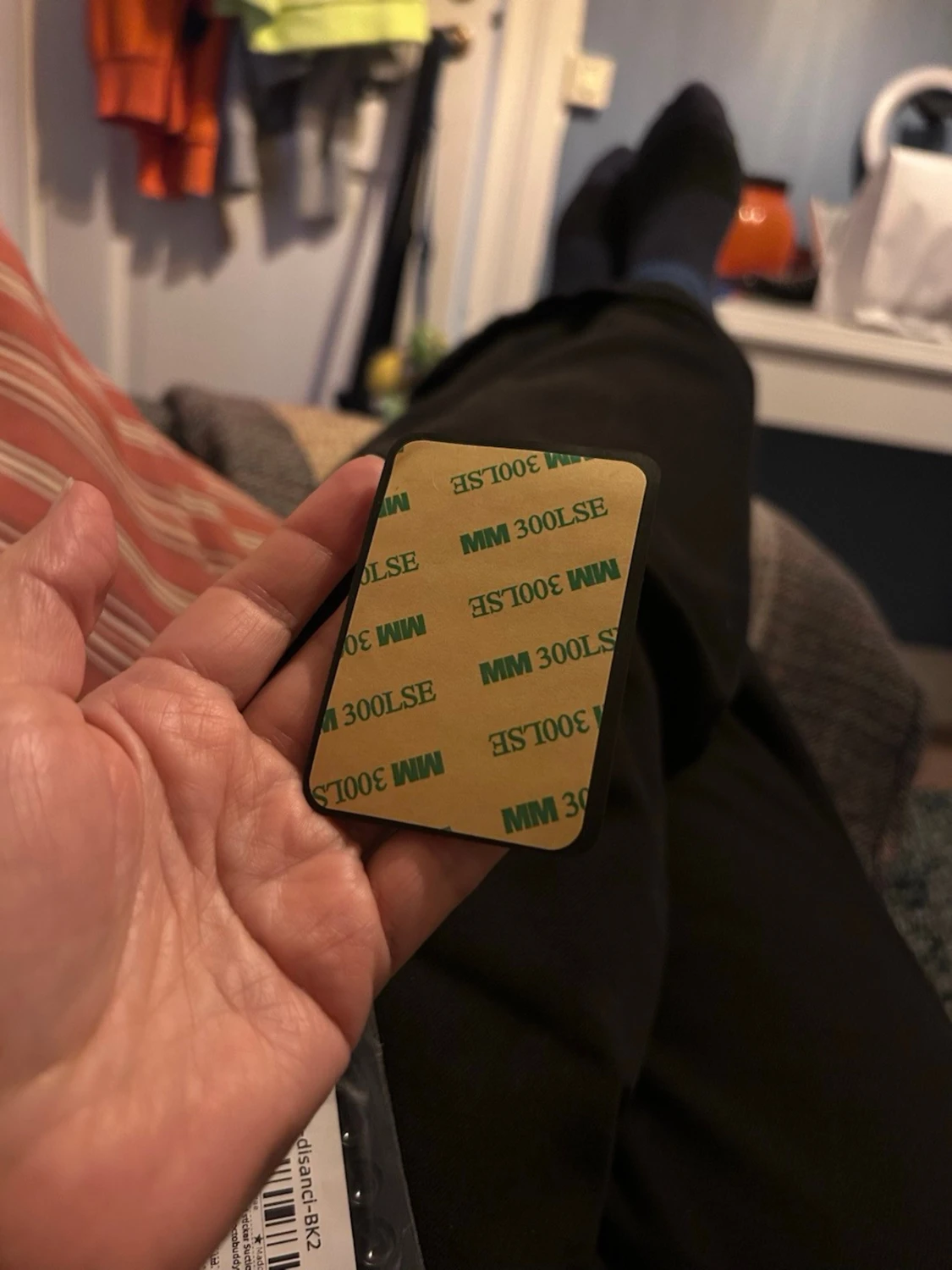 Svart mobilhållare med sugproppar - 1