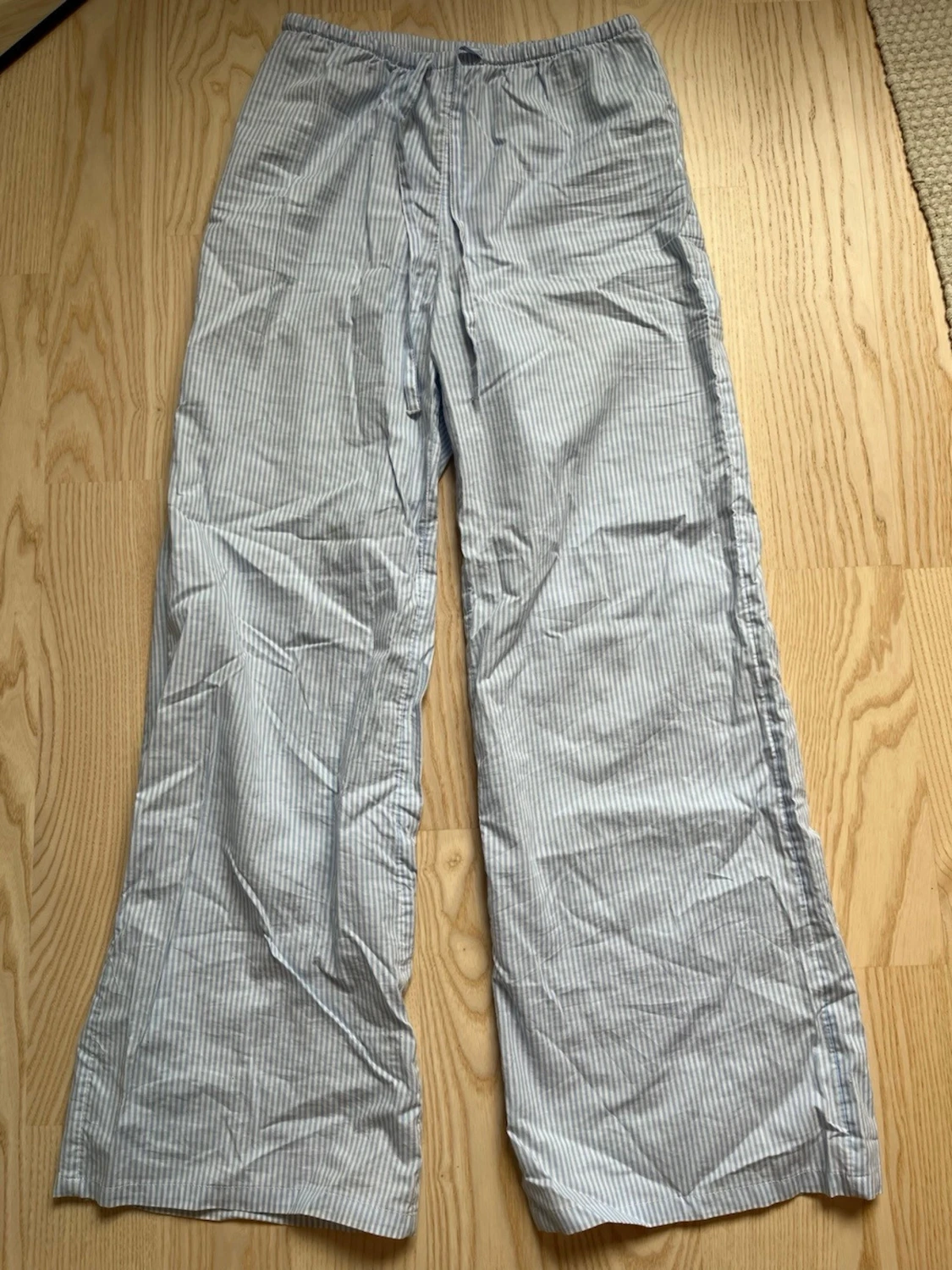 Blåvit randig pyjamas i bomull - 4