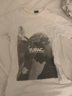 Tupac t-shirt - Använder ej längre!💗