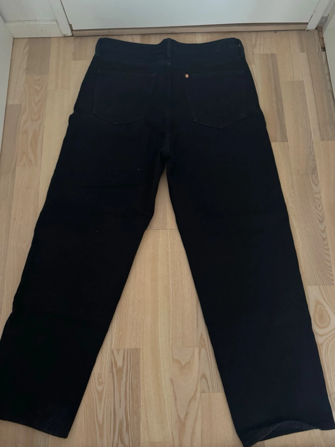 Svarta jeans - 1