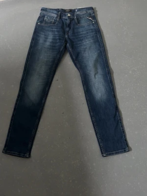 Replay anbass slim fit - Helt nya replay anbass som är slim fit W29 L30 