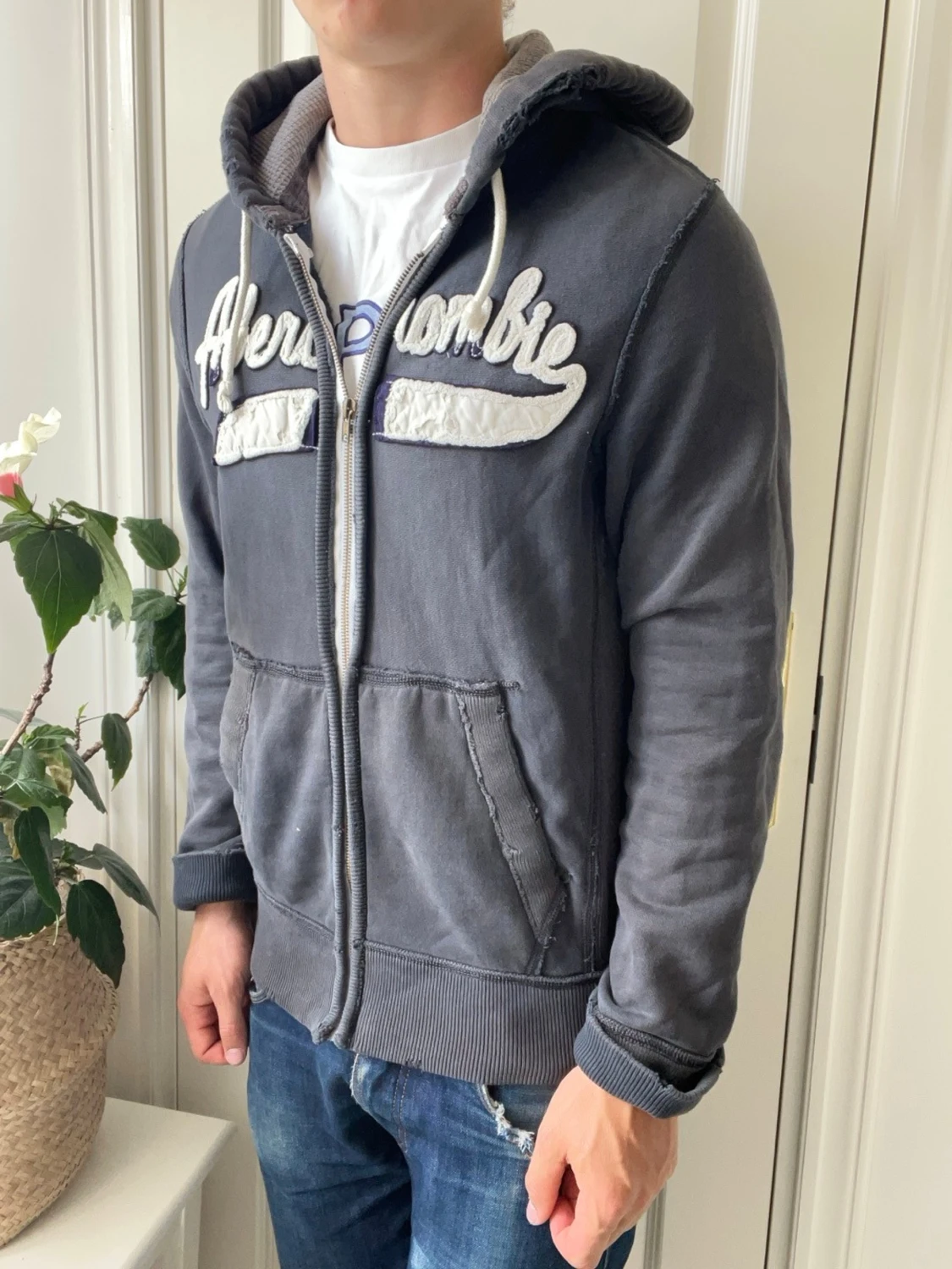 Abercrombie and fitch zip up  - 4