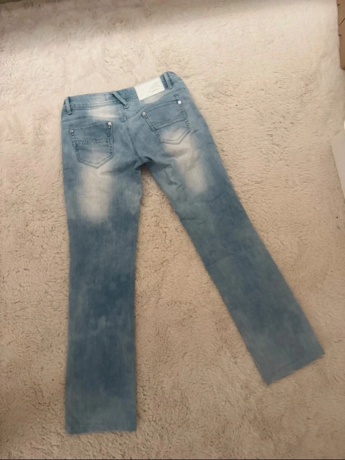 Ljusblå Lågmidjade Jeans med Slitningar & Hål - 5