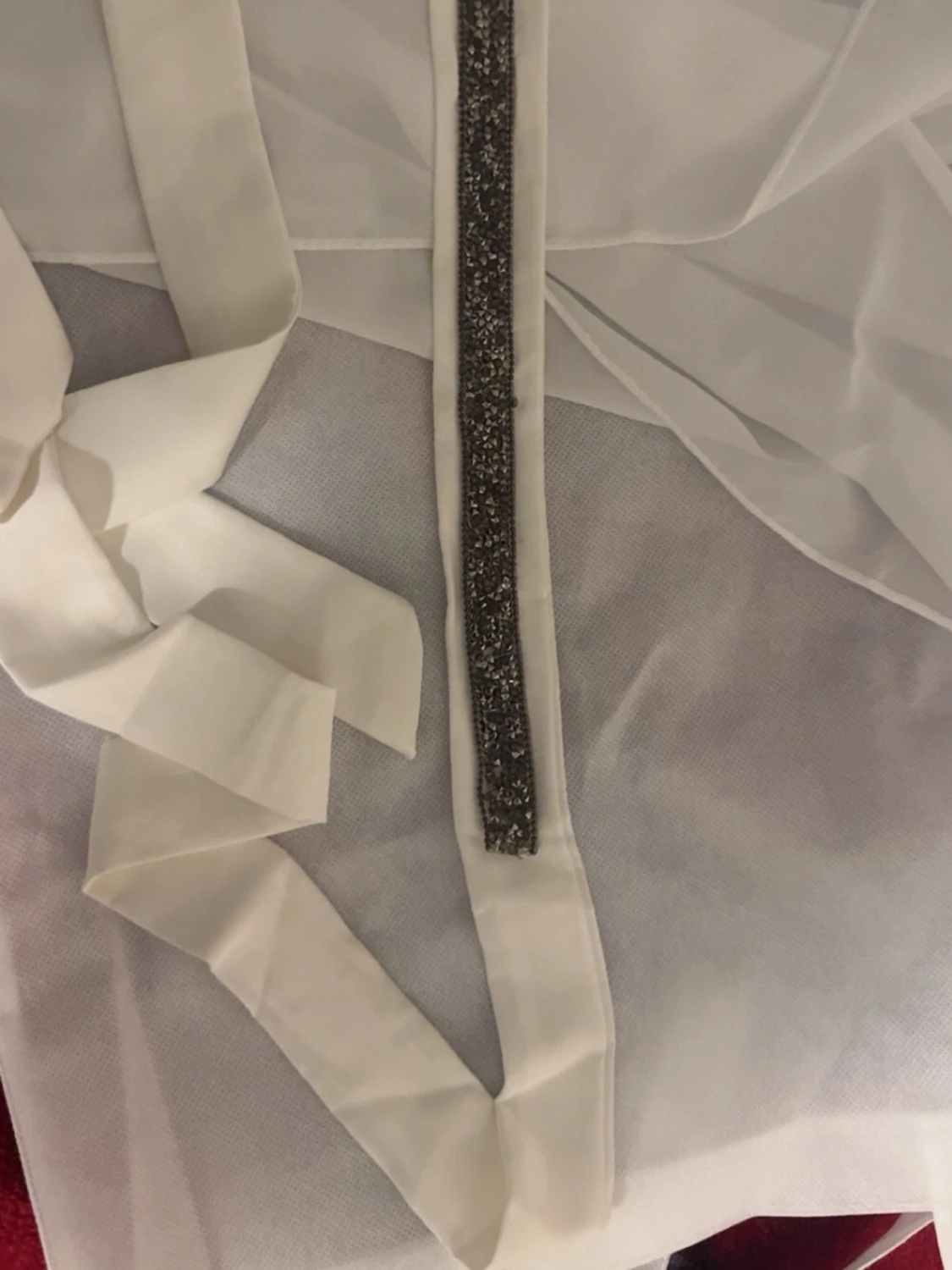 Vit abaya  - 4