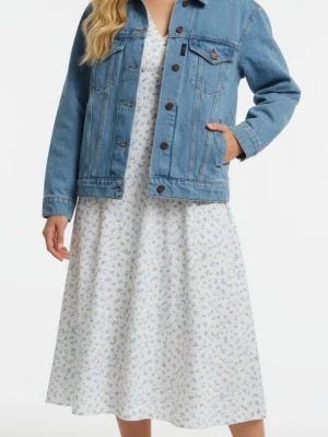 Jeansjacka i S-M från Seven7 - Helt ny o oanvänd Seven7 Women’s  Denim Trucker Jeansjacka i S. (Amerikansk storlek och kan vara en aning större än EU-S), se gärna måtten nedan. Bilden med modellen är lånad.   Axel: ca 49 Bröst: ca 54 Längd: ca 60.