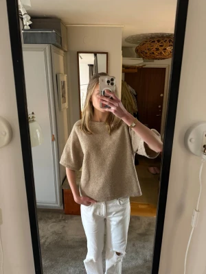 Beige tröja från Only  - Fin beige tröja från Only❤️
