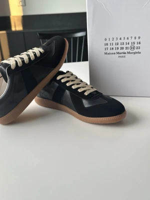 Maison Margiela Gats - Aldrig använda. Skickas snabbt!