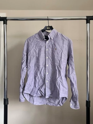 Ralph Lauren Skjorta  - Skick 8/10 / Ingen synlig fläck / Storlek S / Pris diskuterbart / Hör av dig vid frågor! 