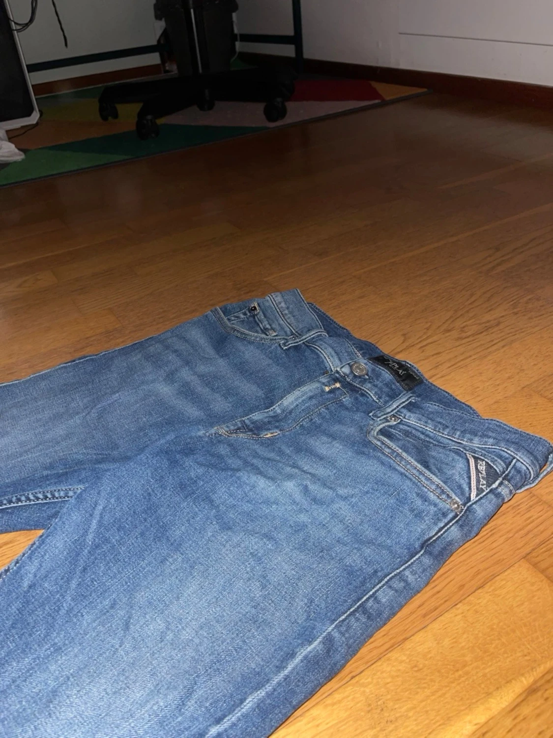 Blå raka jeans från Replay - 1