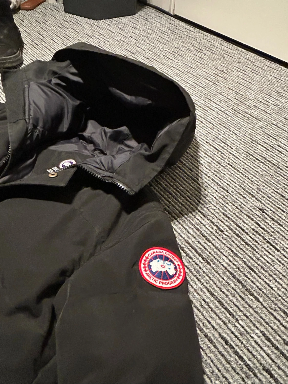 Svart dunjacka från Canada Goose macmillen - 2
