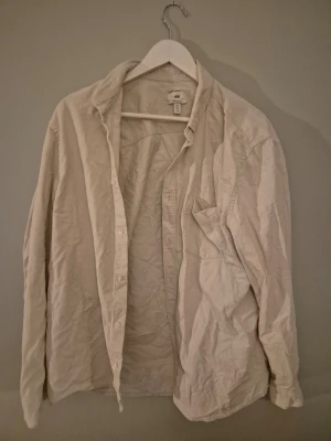 Manchesterskjorta - Manchesterskjorta i gott skick, knappt använd