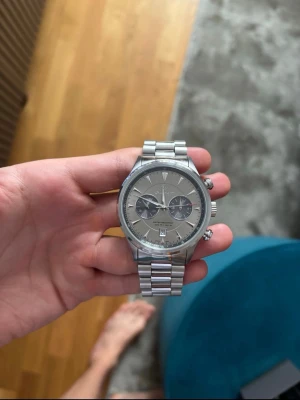 GANT Spencer klocka - GANT Spencer klocka i silverfärg som är Vattentätt och är sparsamt använd 