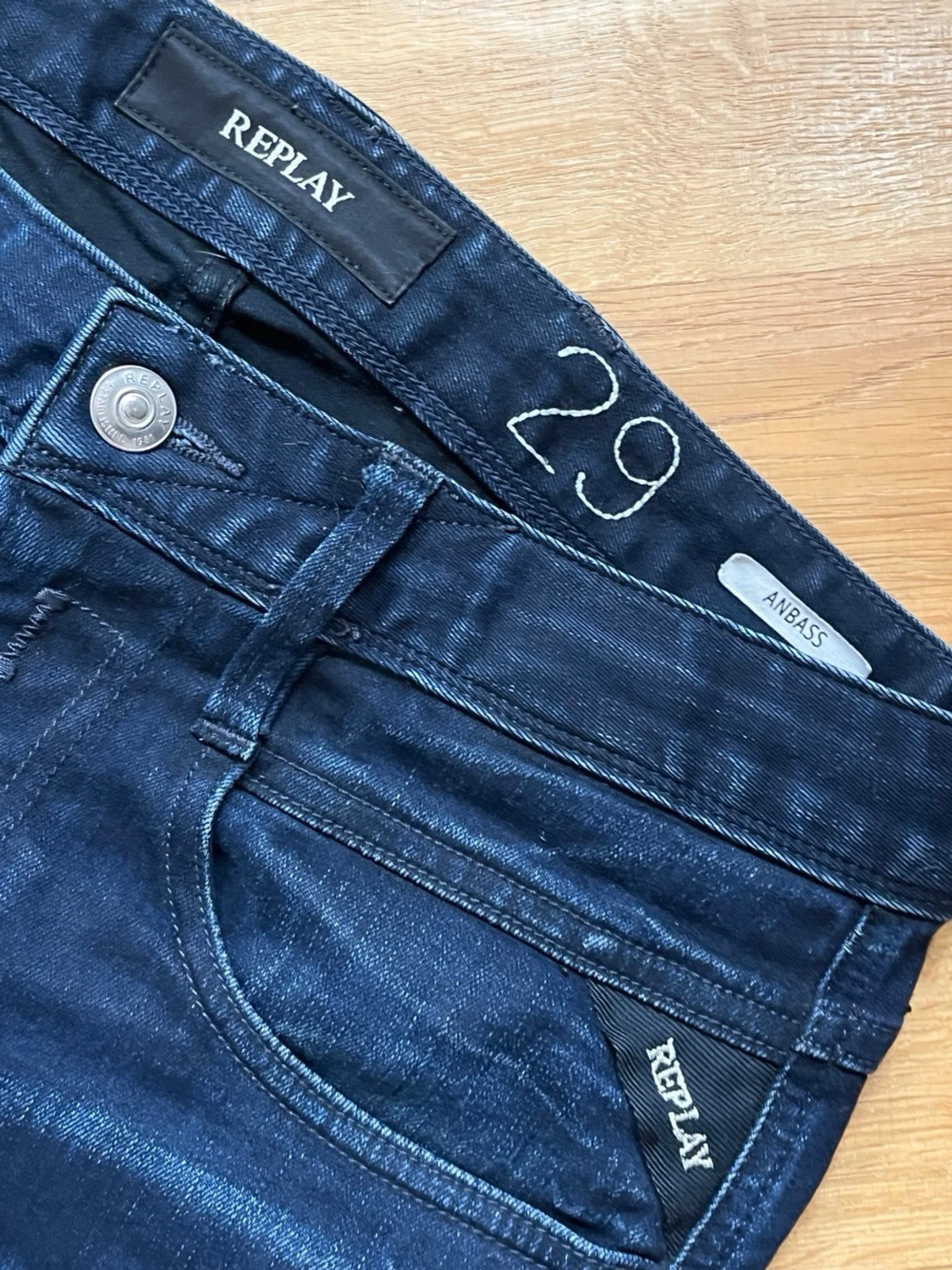 Mörkblå slim jeans från Replay Anbass - 3