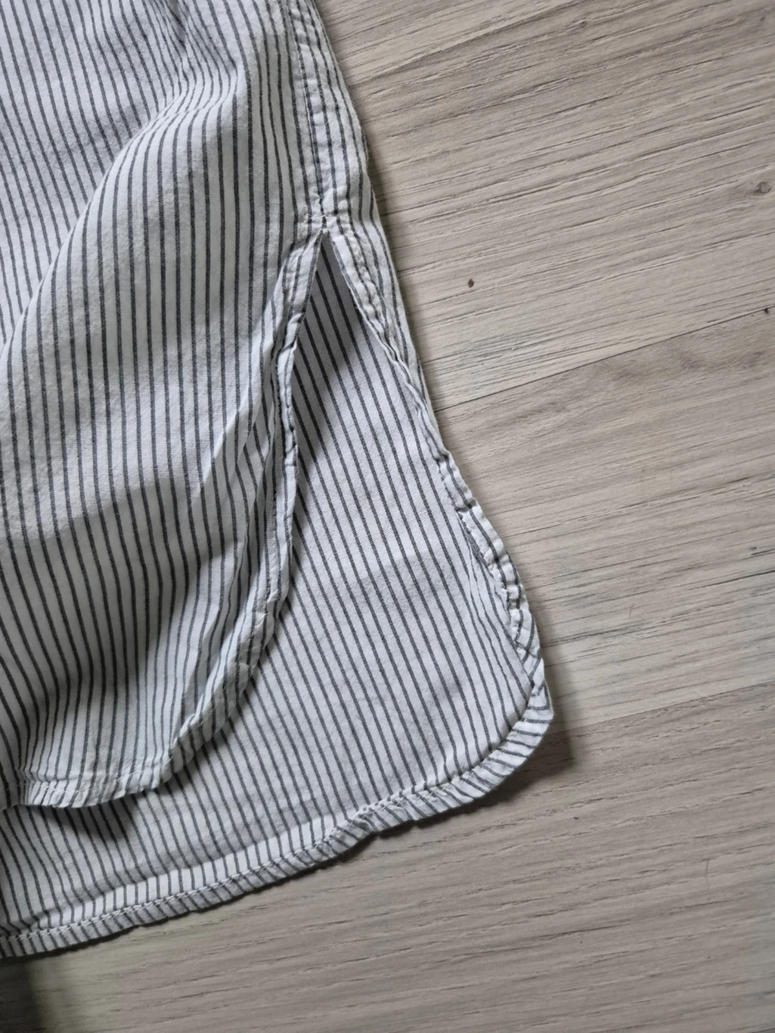 Randig ärmlös skjortklänning - 4