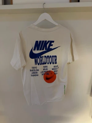 Nike tour tröja - Nike worldwide tour tröja i fint skick