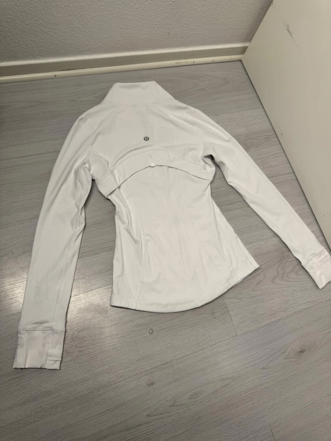 Vit zip-kofta från Lululemon - 3