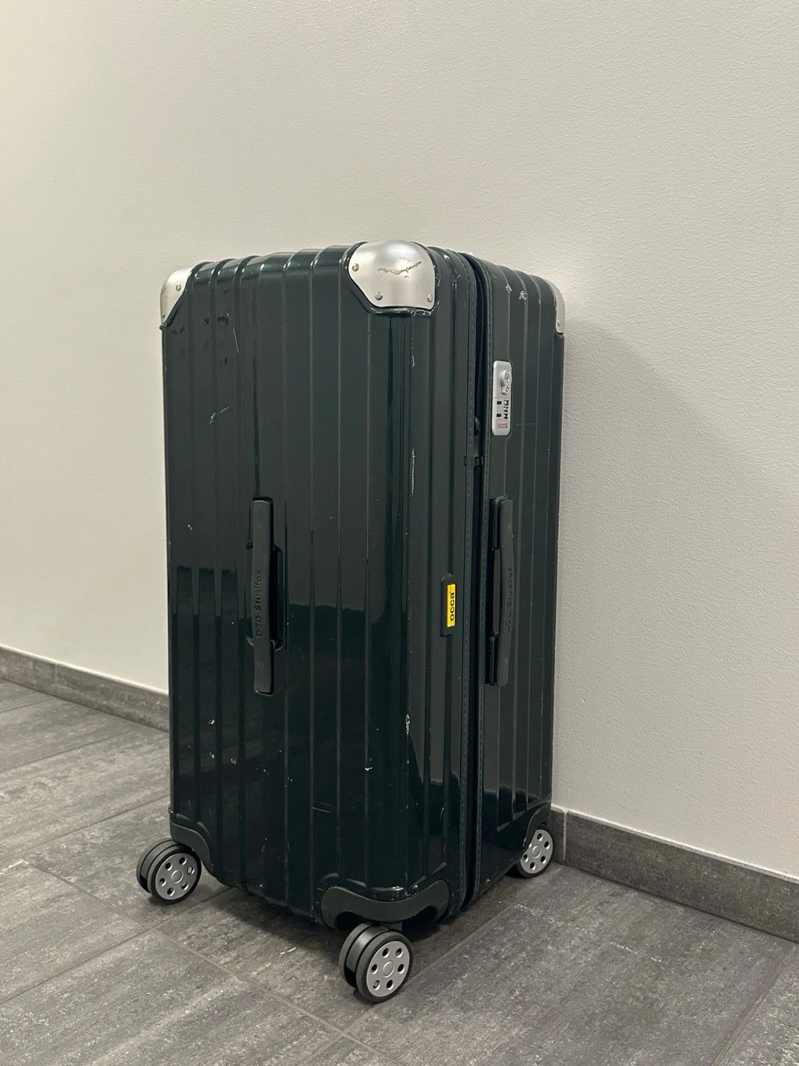 OCCA Resväska Trunk i mörkgrön - 4