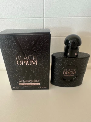 YSL ’Black Opium Extreme’  - YSL ’Black Opium Extreme’ 30ml (knappt använd, ca 95% kvar)