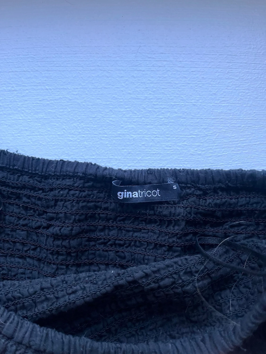 Svart volangkjol från Gina Tricot - 1
